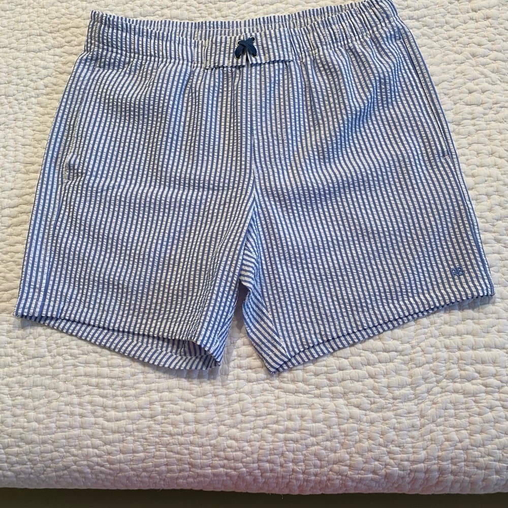 Ruffle Butts Men's Blue and White Swim Bermudas